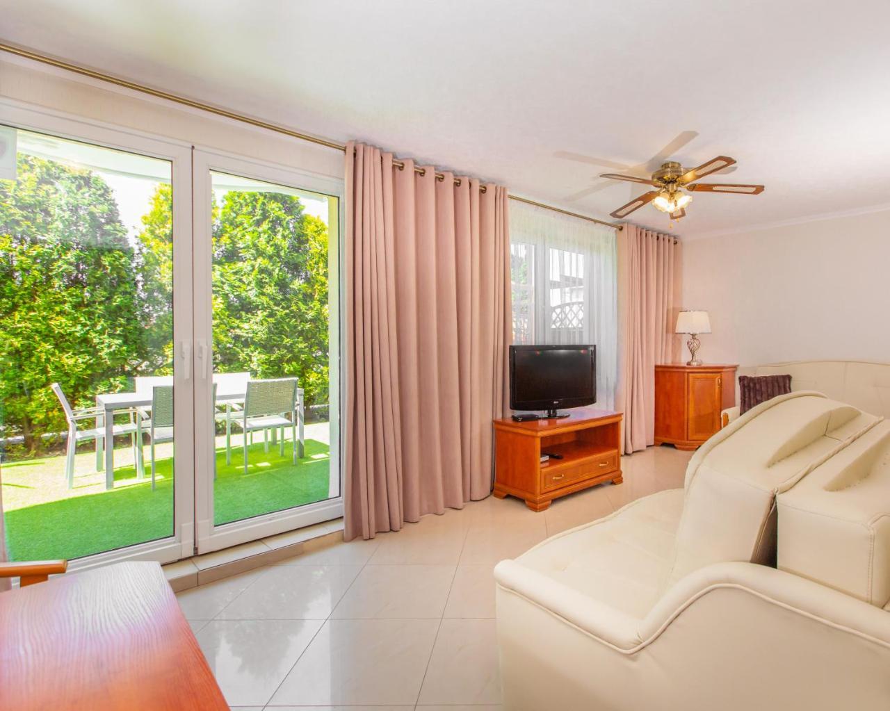 Rades Bed & Breakfast วาดีสวาโวโว ภายนอก รูปภาพ